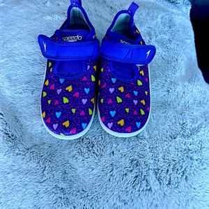💜🧡💙SPEEDO WATER SHOES💜🧡💙